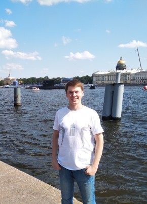 Андрей Андреев, 32, Россия, Москва