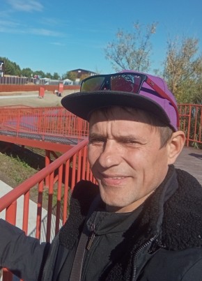 Руслан из Иркутска 44 года