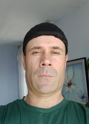 Рустам из Уссурийска 42 года