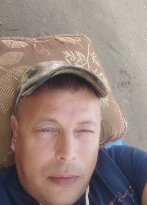 Александр из Волгограда 44 года