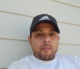 Armando, 40, West Gulfport