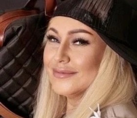 Nika, 38, Moscow