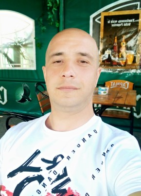 Олег, 39, Україна, Купянськ