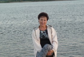 Lyudmila , 65 - Just Me