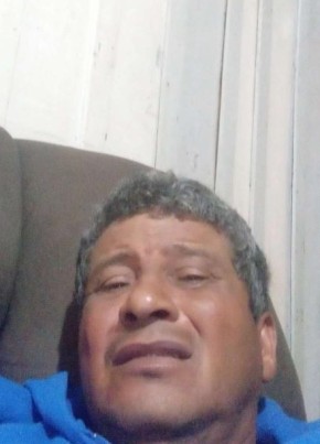 Renan из Sarandi (Paraná) 55 лет