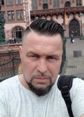 Oleg, 53, Ukraine, Mariupol