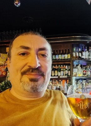 Richard из Warszawa 49 лет