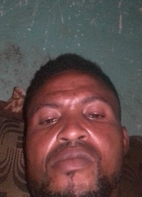 Nelson, 40, Republic of The Gambia, Bakau