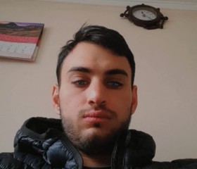 Adi, 24, Cluj-Napoca
