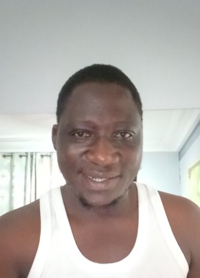 Zobhom Divine, 38, Republic of Cameroon, Bamenda