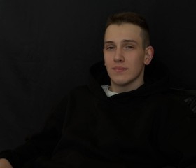 Ilya, 18, Saint Petersburg