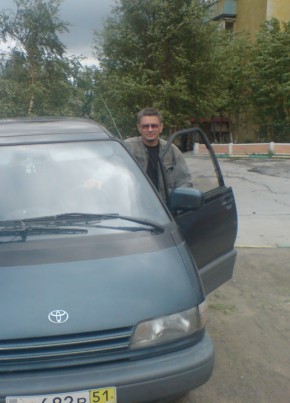Олег, 51, Россия, Полярный