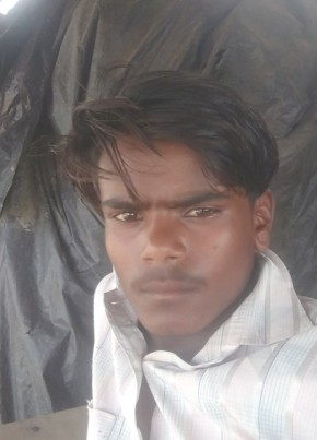 Javed, 19, India, Mīrānpur