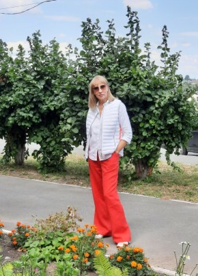 Лариса, 54, Россия, Сызрань