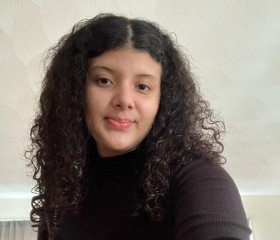 Emely, 18, Lynn