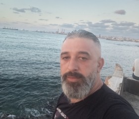 Amer, 36, Latakia