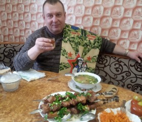 Дмитрий, 53 года, Быхаў