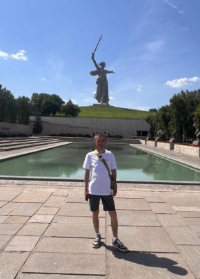 Леонид из Санкт-Петербурга 46 лет