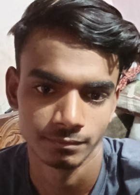 Akram, 18, India, Puruliya