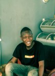 Emmanuel, 28 лет, Lomé