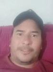 José, 42, Santiago