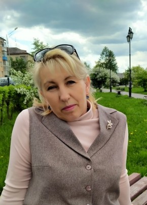 Марина, 61, Россия, Нижний Тагил