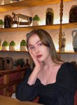 Anya, 21, Yekaterinburg