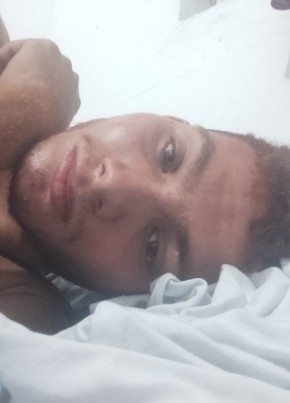Javi из Barranquilla 20 лет