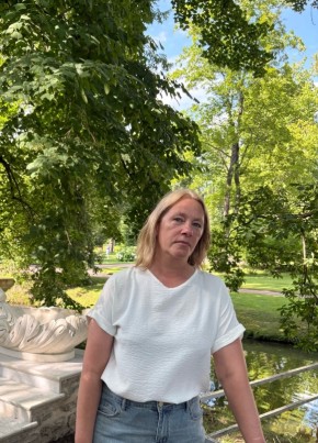 Светлана из Гатчины 56 лет