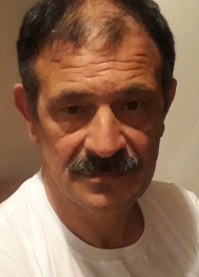 Gültekin , 61, Türkiye Cumhuriyeti, Edremit (Balıkesir)