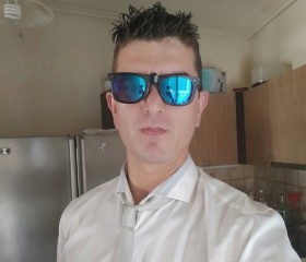 Bill, 18, Anatoli