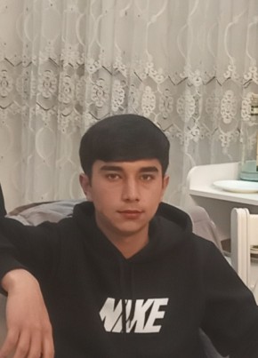 Али, 18, Россия, Жирновск