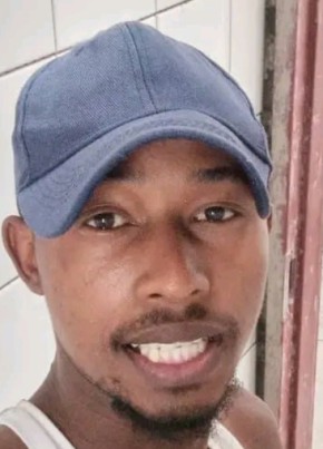 Yobtee, 26, Botswana, Francistown