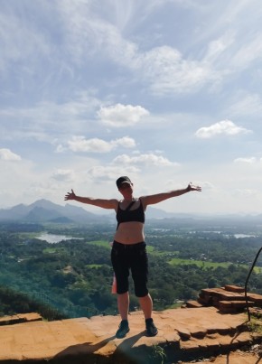 Anna, 41, Russia, Moscow