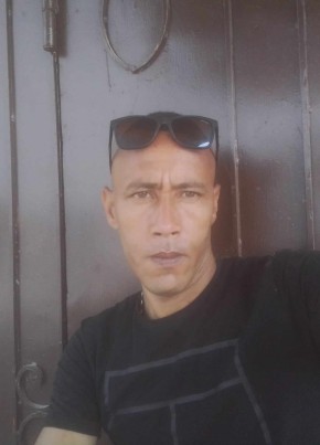 الياس из Algiers 34 года