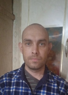 Анатолий, 34, Россия, Благовещенск (Амурская обл.)