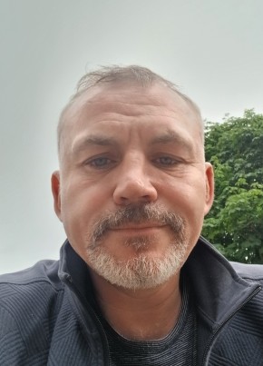 Alex Rusnak из Ucea 38 лет
