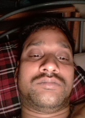 suthan, 42, République Française, Bourg-la-Reine