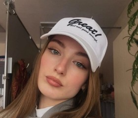 Darina, 24, Saint Petersburg