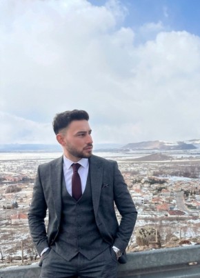 Mehmet из Kayseri 27 лет