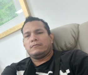 Jesús, 39, Barcelona
