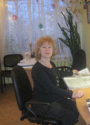 Лина, 68, Россия, Псков