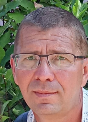 Дмитрий из Волжского (Волгоградской обл.) 53 года