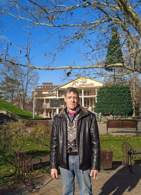 Олег, 52, Россия, Северская
