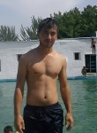 Mалик, 31 год