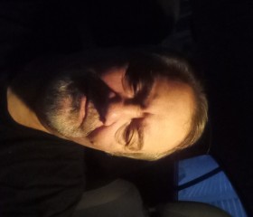 Hector, 64, Buenos Aires