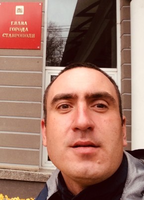 Кирил, 38, Россия, Новомихайловский