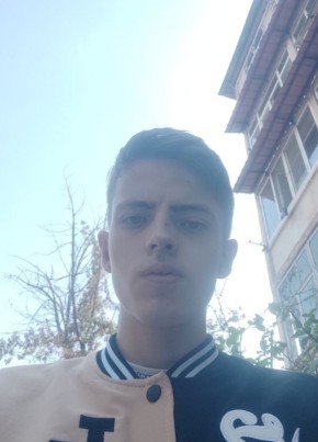 Илья из Toshkent 21 год