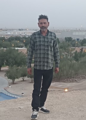 MD. SHAN. KHAN M из الدمام 18 лет