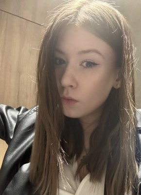 Полина, 18, Россия, Москва
